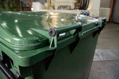 Контейнер для мусора Эдванс 1100л, с крышкой (пластик, зеленый)