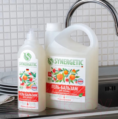 Средство для мытья посуды Synergetic Розовый грейпфрут и специи биоразлагаемое (3.5л)