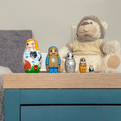 Изображение товара Матрешка сувенирная Брестская Фабрика Сувениров С персонажами из сказки волшебник из страны Оз 5139