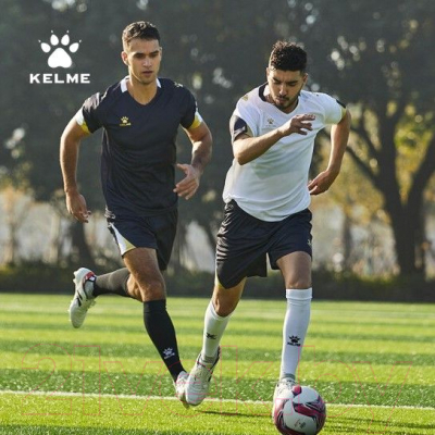 Футбольная форма Kelme Short-Sleeved Football Suit / 8151ZB1004-100 (L, белый)