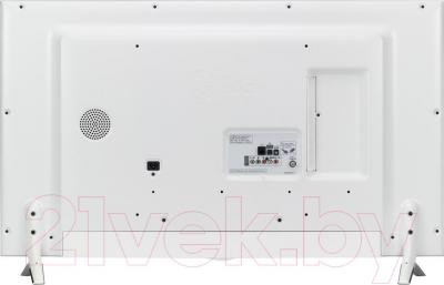 Телевизор LG 42LB677V - вид сзади