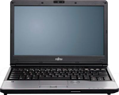 Ноутбук Fujitsu LIFEBOOK S792 (S7920MF111RU) - фронтальный вид