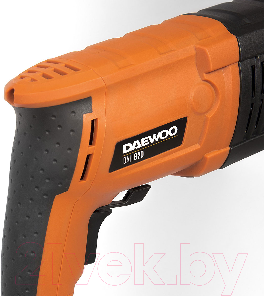 Перфоратор Daewoo Power DAH 820