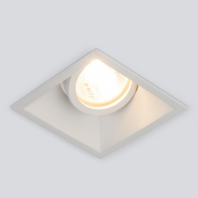 

Точечный светильник, 6070 MR16 WH