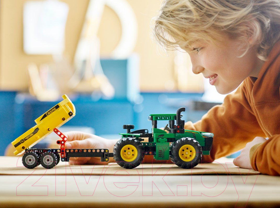 Конструктор Lego Technic John Deere 9620R 4WD Tractor / 42136