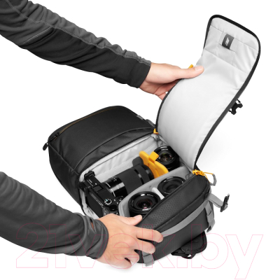 Рюкзак для камеры Lowepro Slingshot SL 250 AW III / LP37335-PWW (черный)