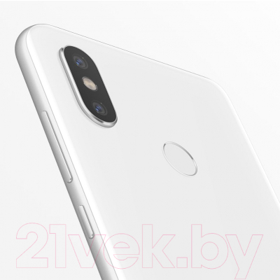 Смартфон Xiaomi Mi 8 6Gb/64Gb (белый)