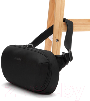 Сумка на пояс Pacsafe Metrosafe X Urban Sling / 30615100 (черный)