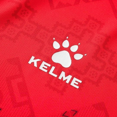 Футбольная форма Kelme Short-Sleeved Football Suit / 8151ZB1006-600 (4XL, красный/черный)