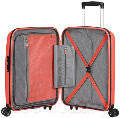 Чемодан на колесах American Tourister Bon Air Dlx MB2*30 001