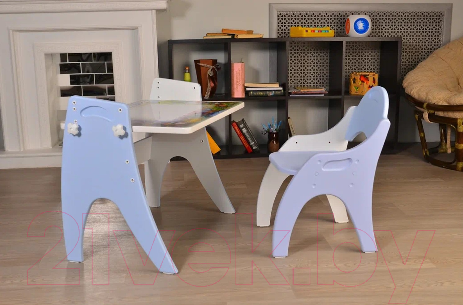 Комплект мебели с детским столом Tech Kids День-Ночь / 14-367