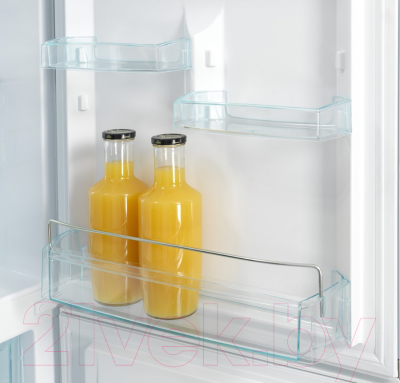 Холодильник с морозильником Snaige RF36SM-S0002F