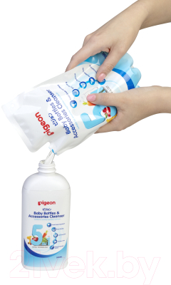 Средство для мытья посуды Pigeon Baby Bottles & Accessories Cleanser сменный блок / 78014 (450мл)