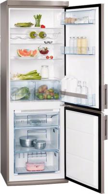 Холодильник с морозильником AEG S73200CNS1 - в открытом виде