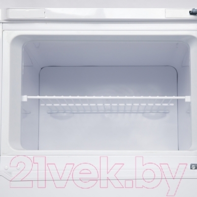 Холодильник с морозильником Beko DS328000S