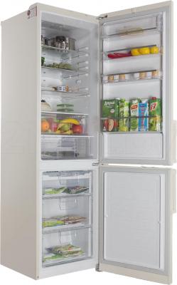Холодильник с морозильником LG GA-B489YEQZ - в открытом виде