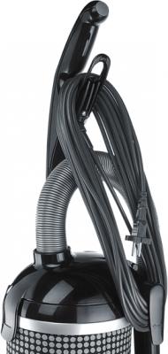 Вертикальный пылесос Bork V704 - намотанный шнур