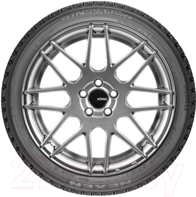Зимняя шина Roadstone Winguard Ice 215/60R16 95Q