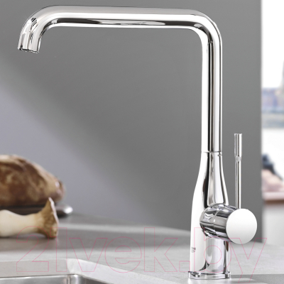 Смеситель GROHE Essence 30269000 + дозатор Cosmopolitan 40535000 / 115424