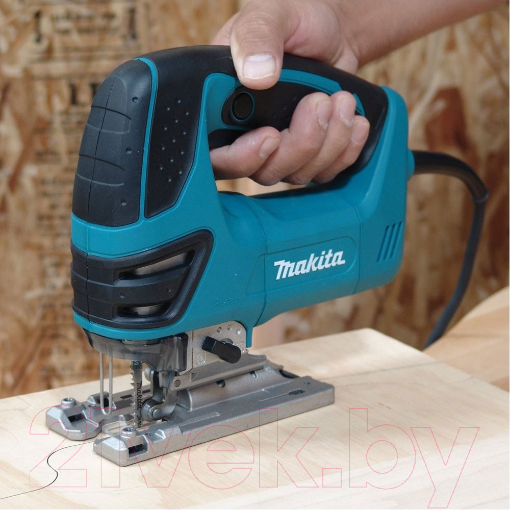 Профессиональный электролобзик Makita 4350FCTJ