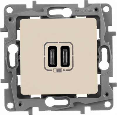 

Розетка, Etika 672335