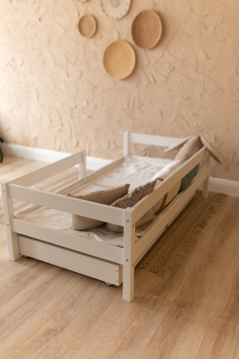 Односпальная кровать детская EcoWood Эльза 80x180 с ящиками / ECO.001.00037.80-180.W