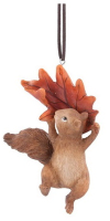 

Елочная игрушка Gisela Graham, Woodland Wildlife. Белочка с листком / 13240-3