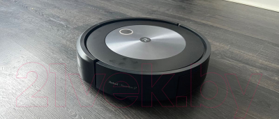 Робот-пылесос iRobot Roomba j7 Plus