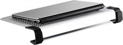 Подставка для ноутбука Cooler Master NotePal U3 Plus Silver (R9-NBC-U3PS-GP) - вид сбоку с ноутбуком