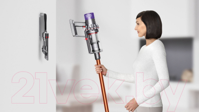Изображение товара Вертикальный пылесос Dyson V10 Extra