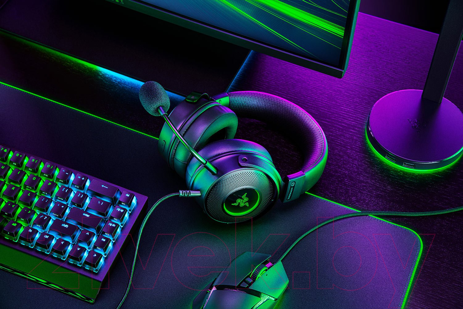 Наушники-гарнитура Razer Kraken V3 HyperSense / RZ04-03770100-R3M1