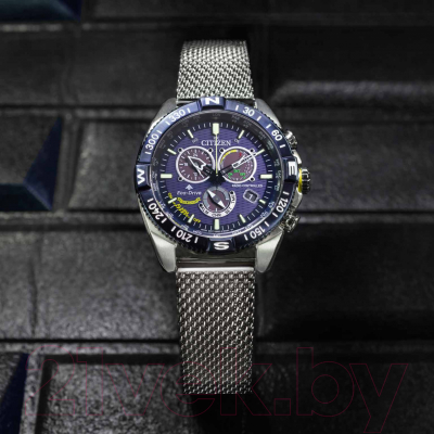 Часы наручные мужские Citizen CB5848-57L