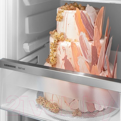 Холодильник с морозильником Liebherr CBNd 5223