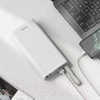 Портативное зарядное устройство Hoco J73 30000mAh (белый)