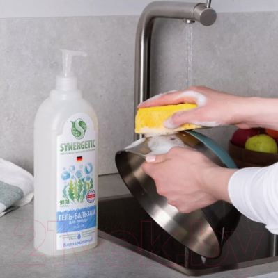 Средство для мытья посуды Synergetic Гель-бальзам биоразлагаемый Pure 0% (1л)