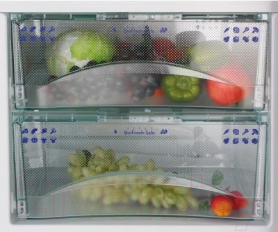 Холодильник с морозильником Liebherr CBNPbs 3756