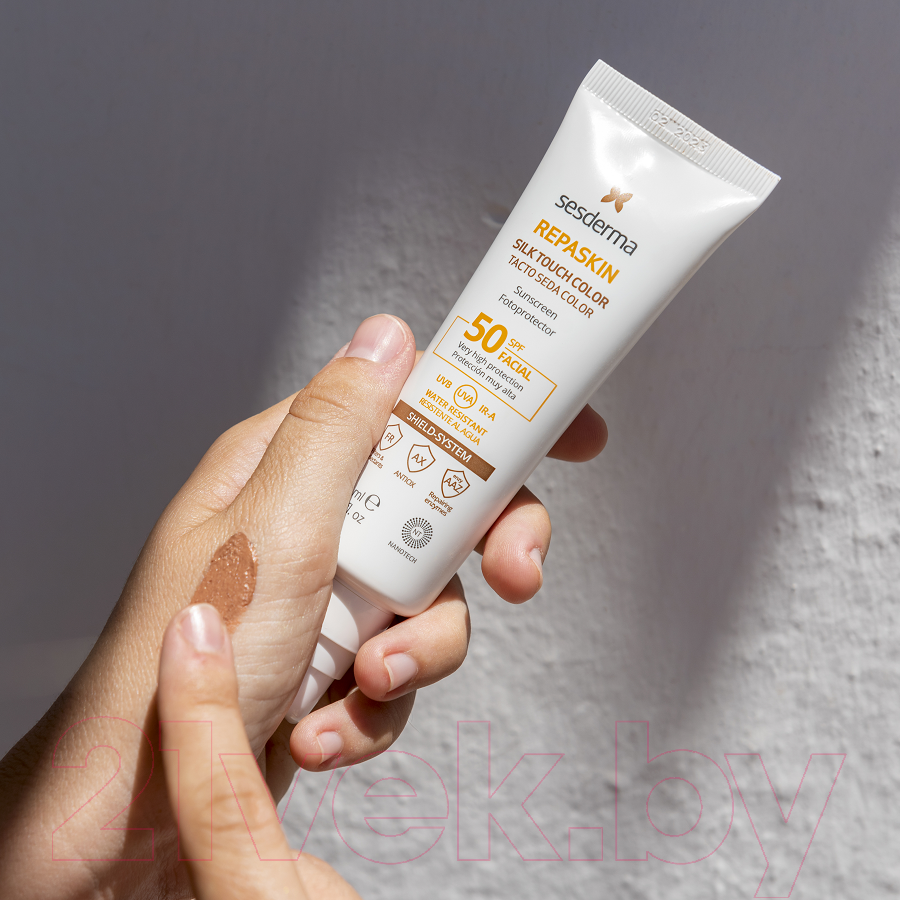 Крем солнцезащитный Sesderma Repaskin С нежностью шелка SPF50