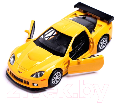 Масштабная модель автомобиля Автоград Chevrolet Corvette C6-R / 5120166 (желтый)