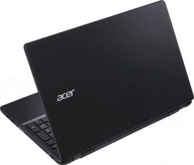 Ноутбук Acer Aspire E5-511-P9MG (NX.MNYEU.010) - вид сзади