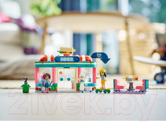 Конструктор Lego Friends Закусочная в центре Хартлейк / 41728