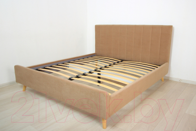 Двуспальная кровать DiArt Монтана 1.8 (велюр Ultra Cocoa/ножки светлые)