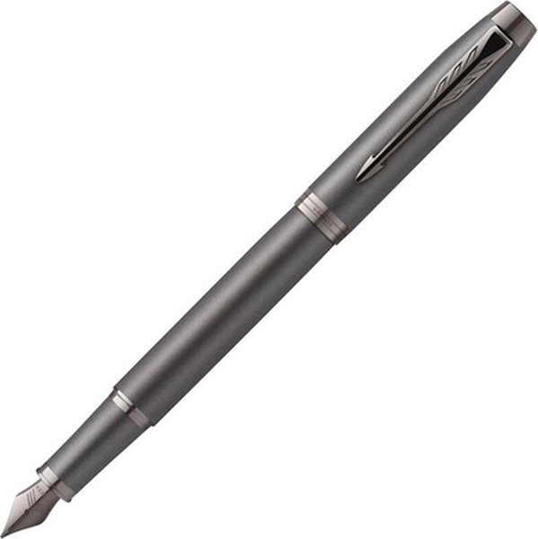 Ручка перьевая имиджевая Parker IM Professionals Monochrome Titanium / 2172959 (синий)