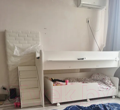 Двухъярусная кровать детская Капризун 12 Р444-2 с лестницей и ящиками (белый)