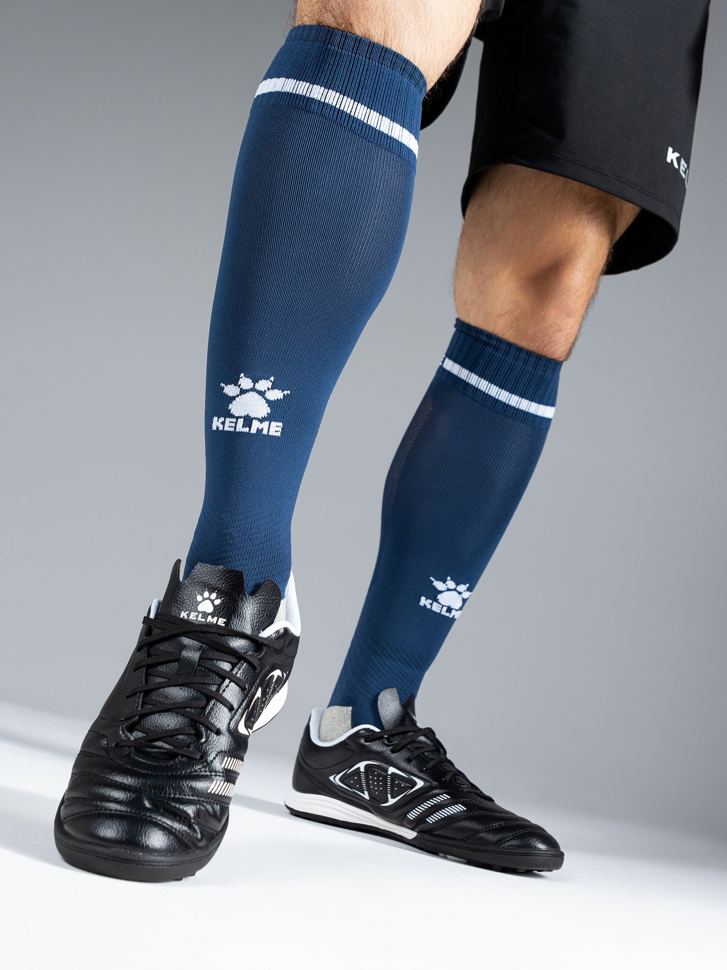 Гетры футбольные Kelme Football / 8101WZ5001-424 (р.39-44, темно-синий) — фото 2