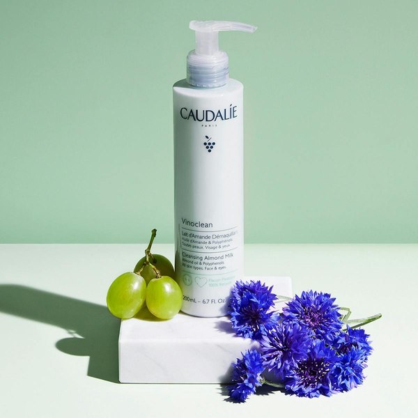 Молочко для снятия макияжа Caudalie Vinoclean Lait d’Amande Demaquillant (400мл)