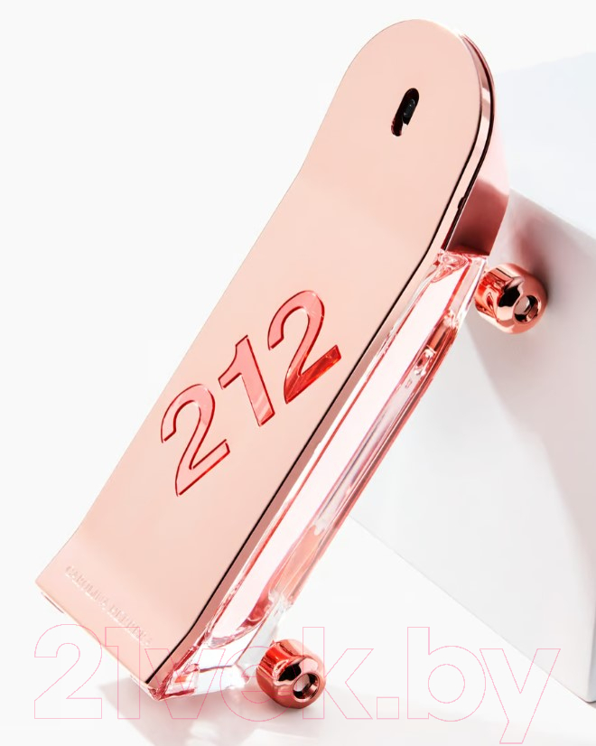 Парфюмерная вода Carolina Herrera 212 Heroes Forever Young (80мл) — фото 3