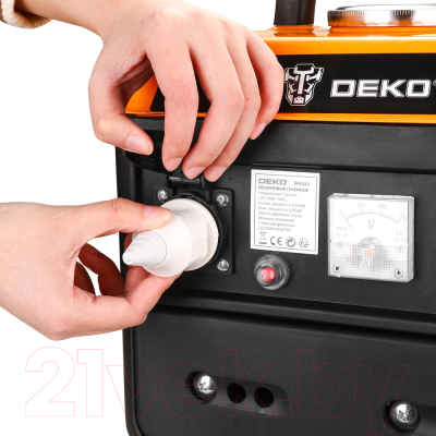Бензиновый генератор Deko DKEG63 / 065-1084