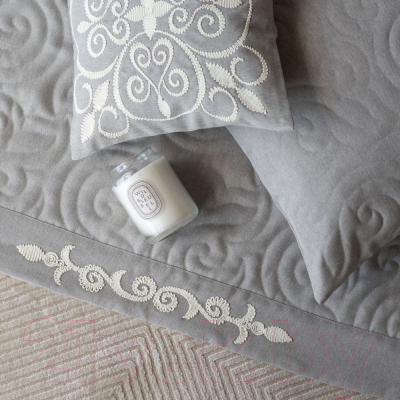 Набор текстиля для спальни Pasionaria Диана 230x250 с наволочками (бежево-серый)