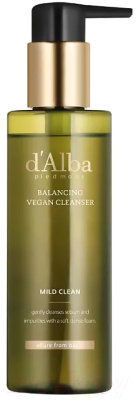 Гель для умывания d'Alba Mild Skin Balancing Vegan Cleanser (200мл)