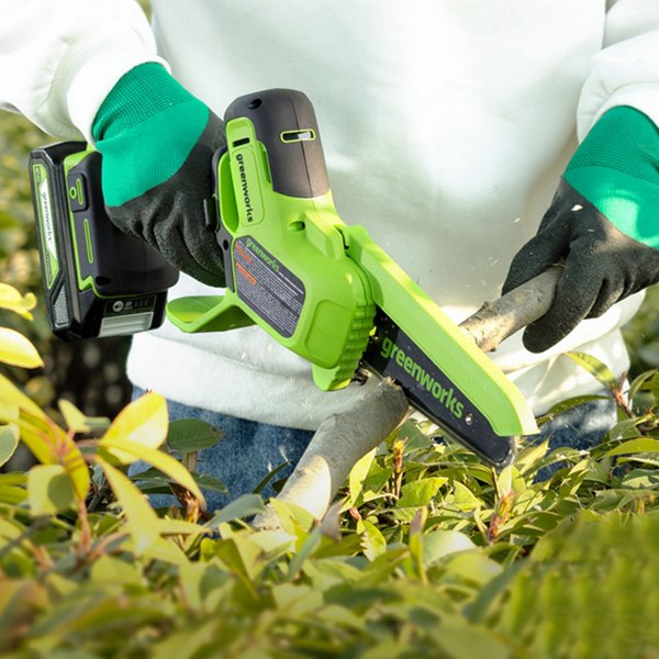 Пила цепная аккумуляторная Greenworks GD24CSMNX бесщеточная 24V 15см / 2008707 (без АКБ и ЗУ)